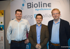 Alfie Jackson, Sam Critchley en Meinder van der Wielen (Bioline Agrosciences Limited) vertelden over PredaFix, voeding voor roofmijten zodat ze hun werk als biologische bestrijders goed blijven doen.